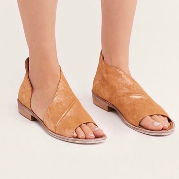 Free People Shoes - Free People • New Mont Blanc Sandal Sz 39